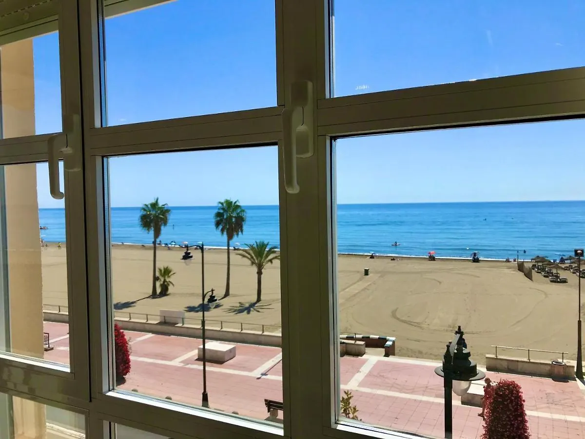 Vistamar Estepona Primera Linea De Playa Frontal Al Mar Y Al Paseo Maritimo De Estepona Appartamento 0*,  Spagna